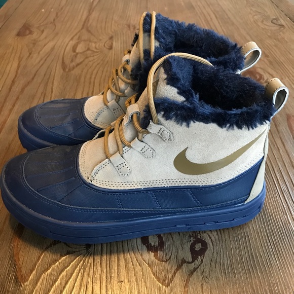 acg nike duck boots